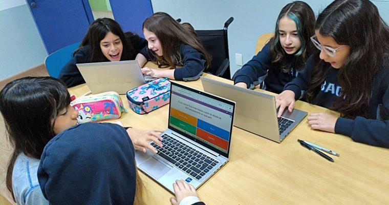 4º ano na Unidade Ipiranga: Viajando pelo Mundo no Quiz Interativo