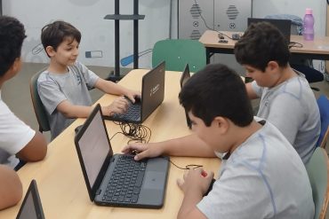 Tecnologia e linguagem: desenvolvendo habilidades digitais e de escrita no 5º ano!