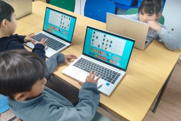 1º Ano do Ensino Fundamental: Matemática e Raciocínio Lógico na aula de Tecnologia