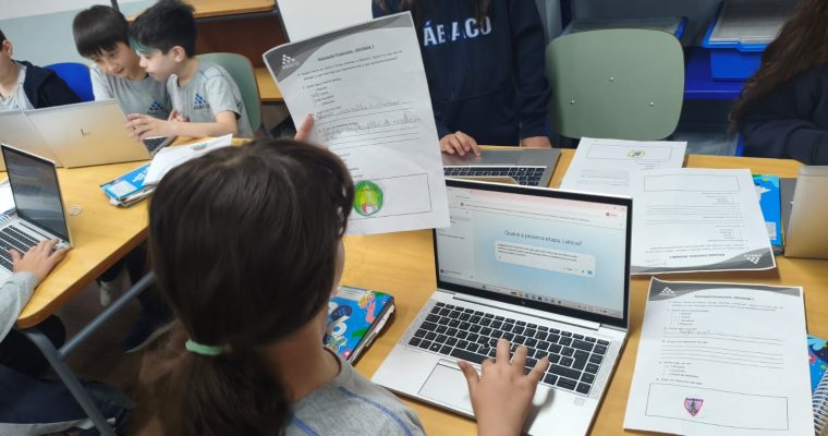 Matemática Criativa: 4º Ano Transforma Ideias em Logos com IA