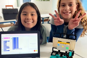 Luz, Câmera, Maker: Pixel Art robótica na Oficina de Introdução à Cultura Maker!